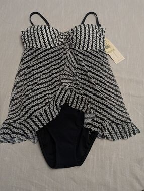 Profile by Gottex Enya Flyaway One Piece Ladies One Piece Swimsuit